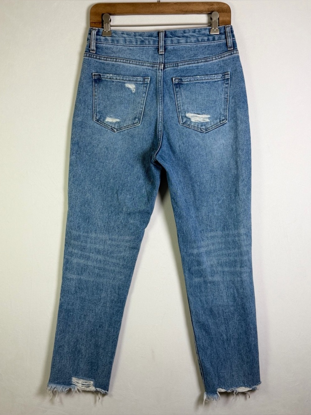 VERVET Women’s Distressed Straight Leg Jeans 25” Raw Hem High Rise Light Wash - Picture 8 of 9